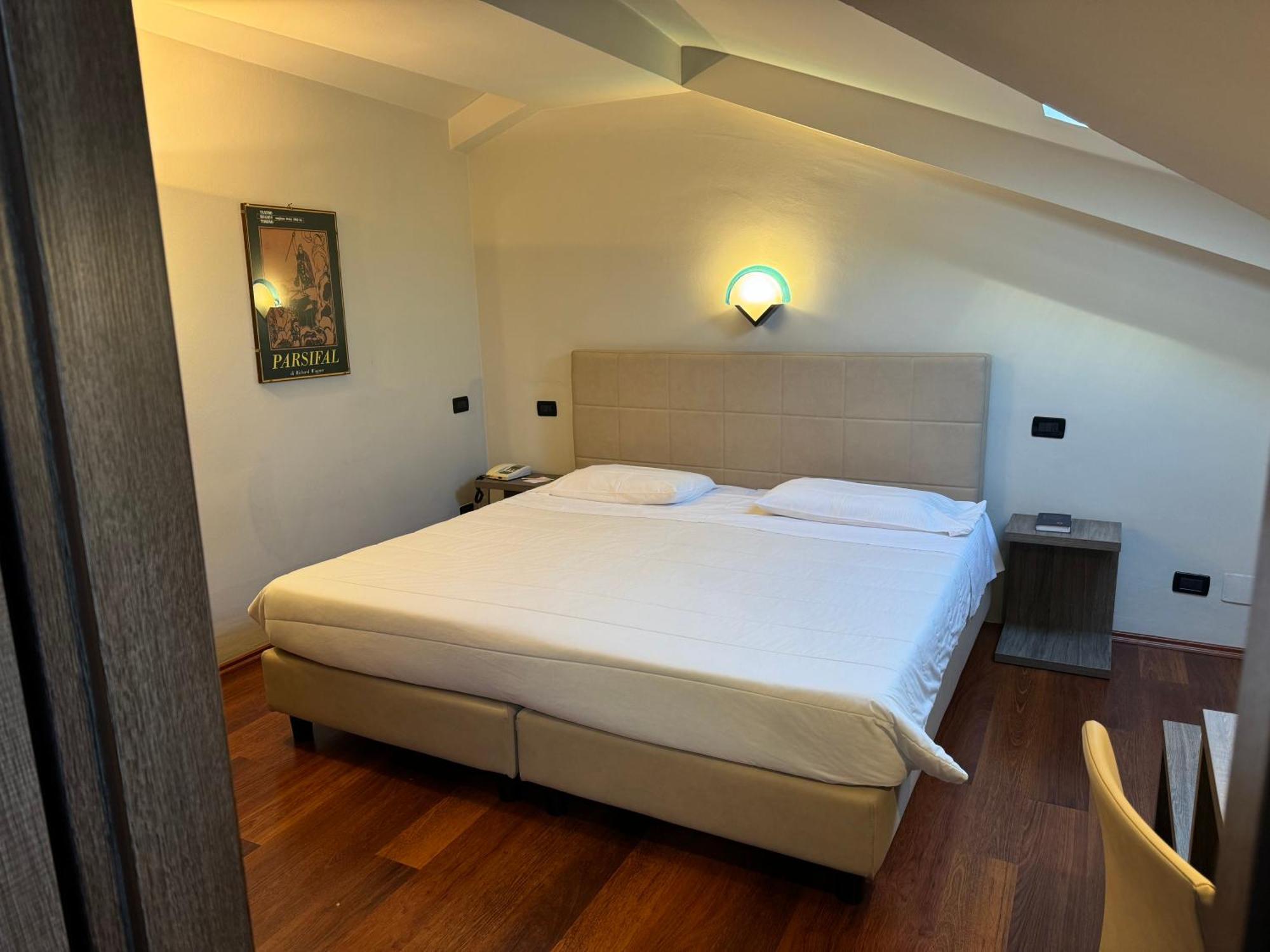 Jet Hotel Caselle Torinese Esterno foto