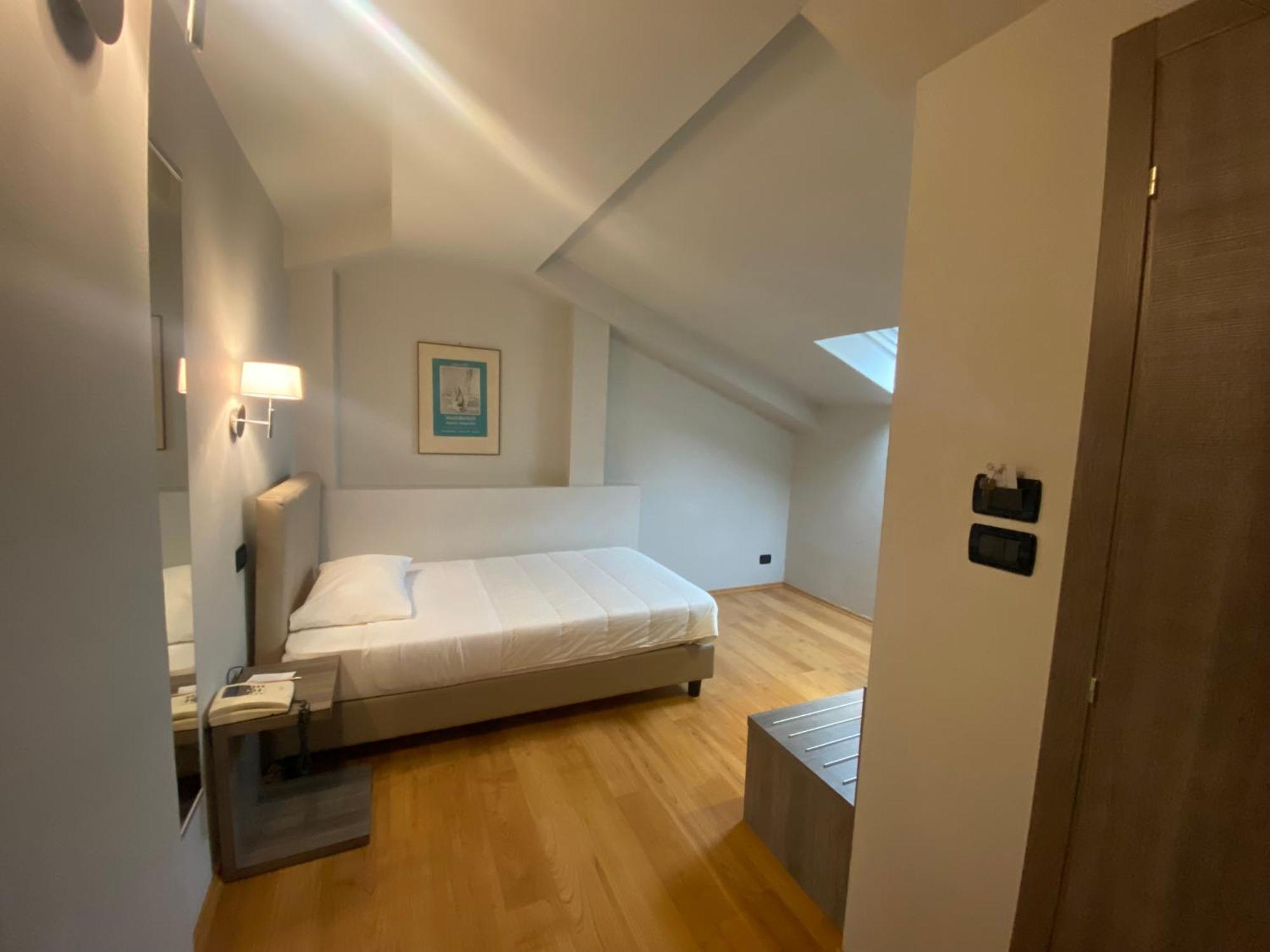 Jet Hotel Caselle Torinese Esterno foto