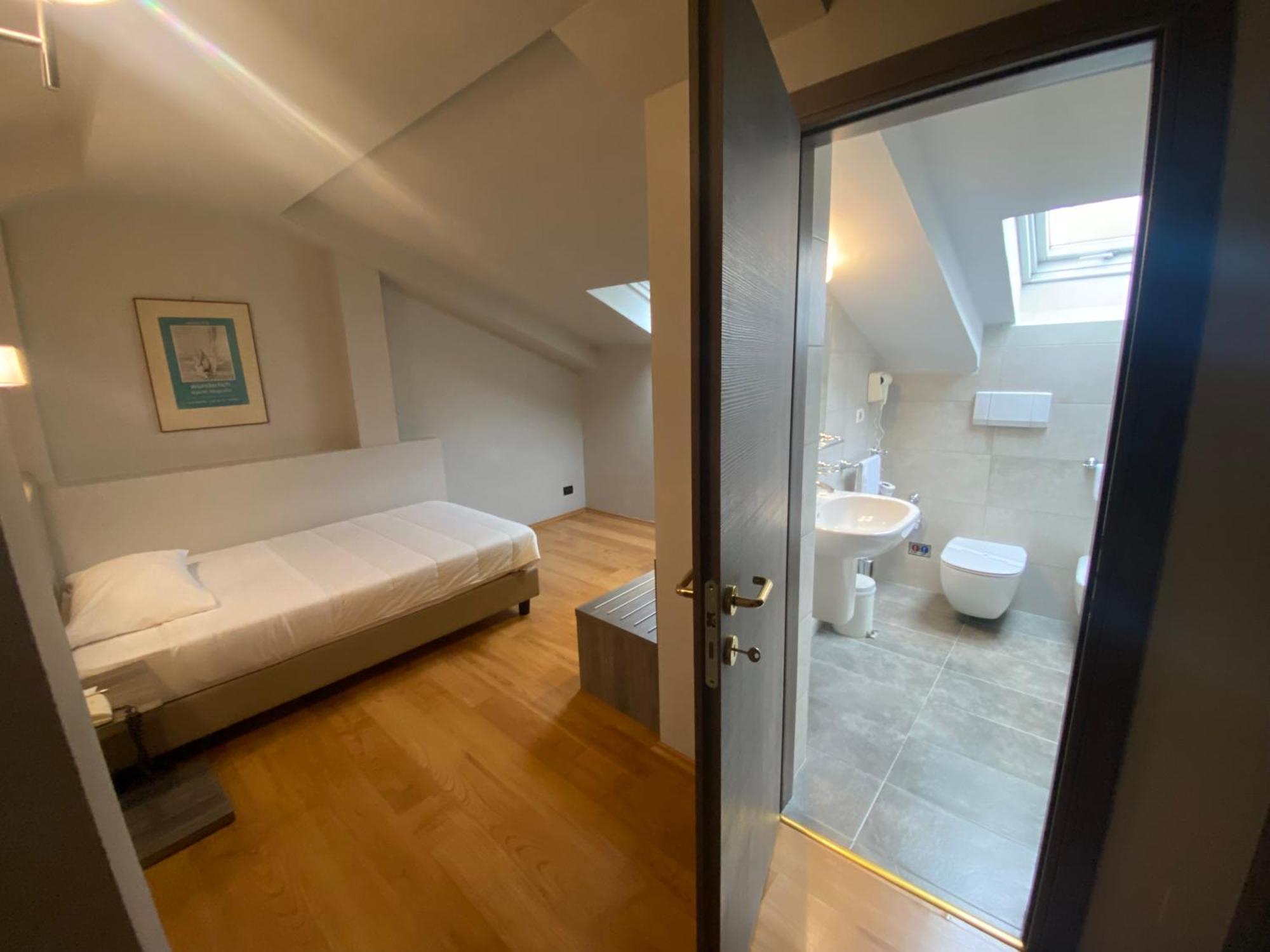 Jet Hotel Caselle Torinese Esterno foto