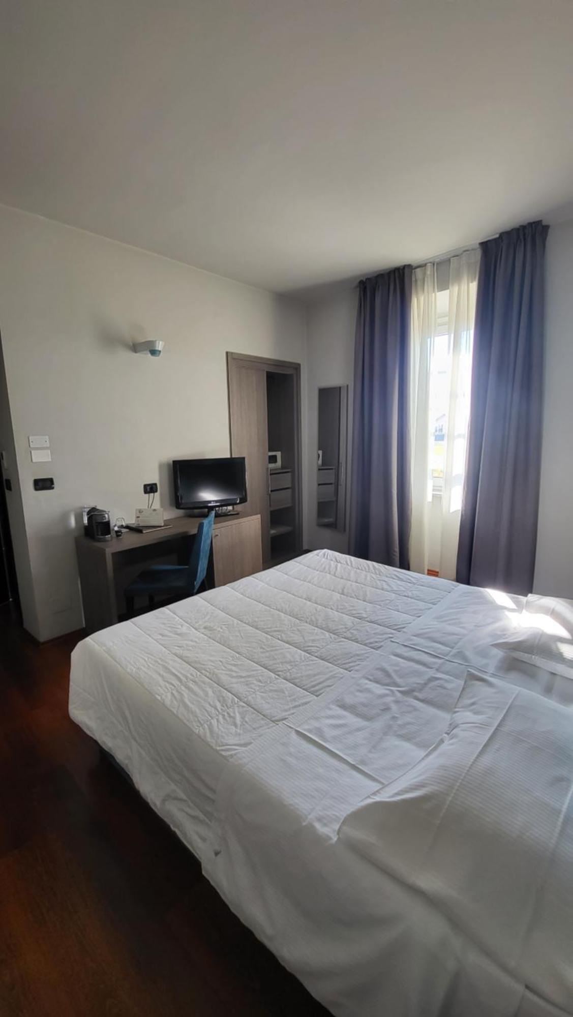 Jet Hotel Caselle Torinese Esterno foto