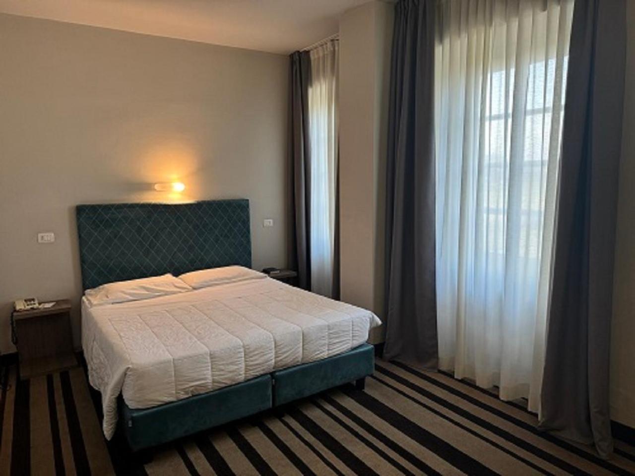 Jet Hotel Caselle Torinese Esterno foto